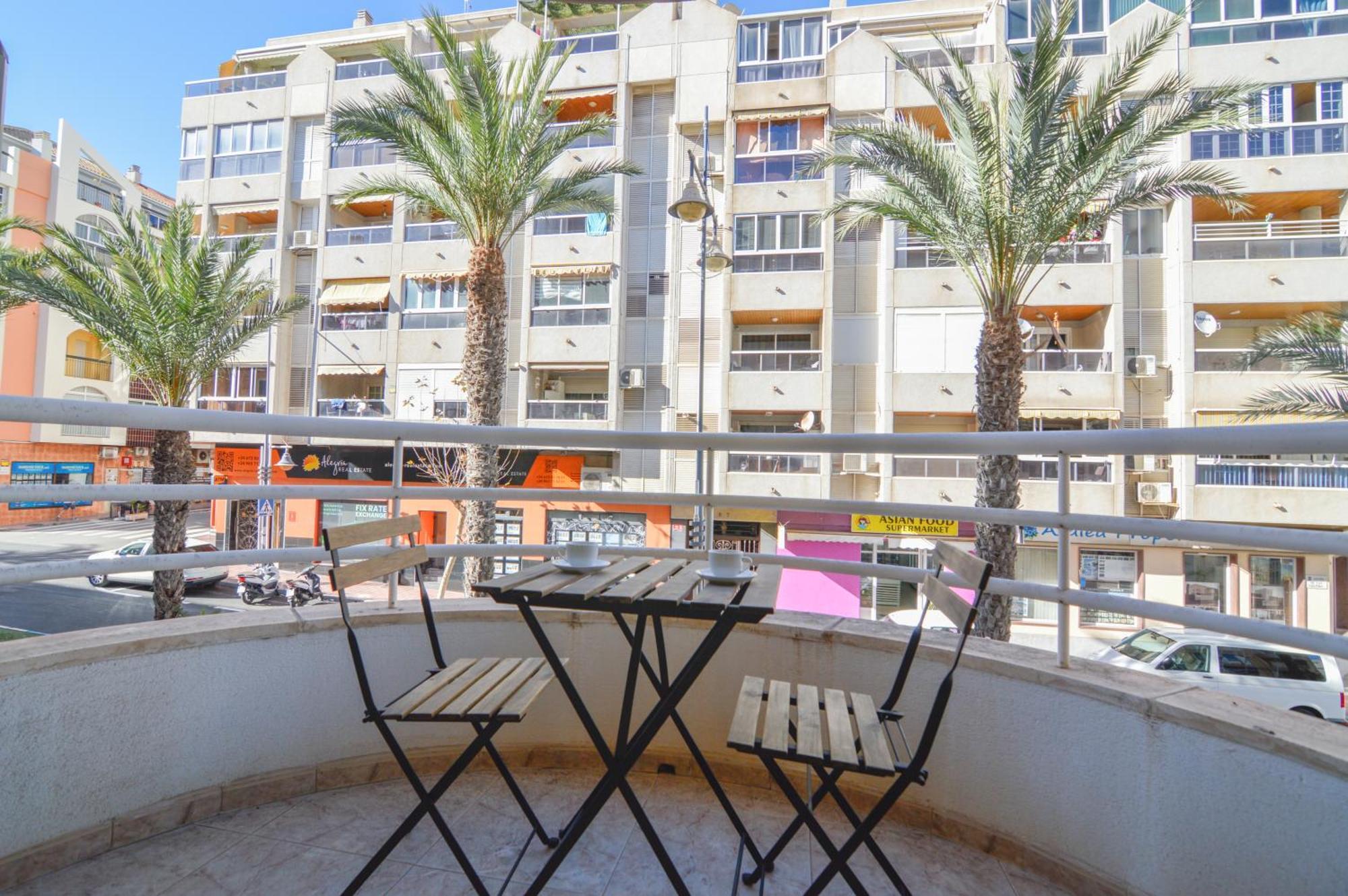 Ferienwohnung Au Coeur De Torreveija Torrevieja Exterior foto